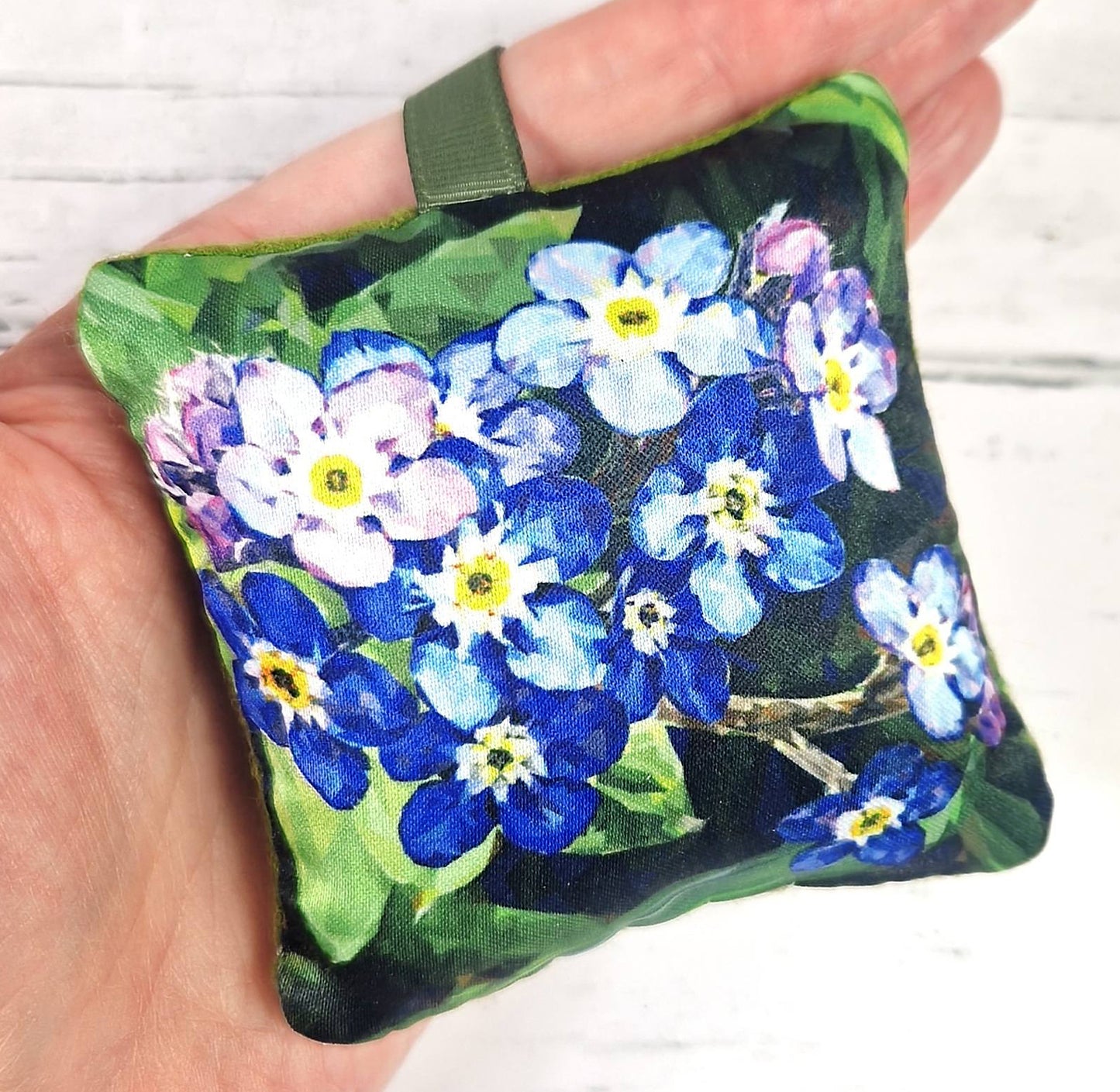 FORGET-ME-NOT lavender sachet