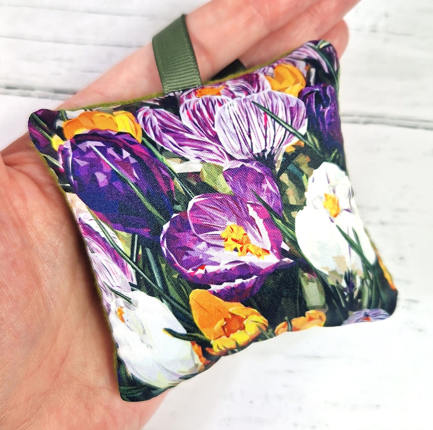 CROCUS lavender sachet