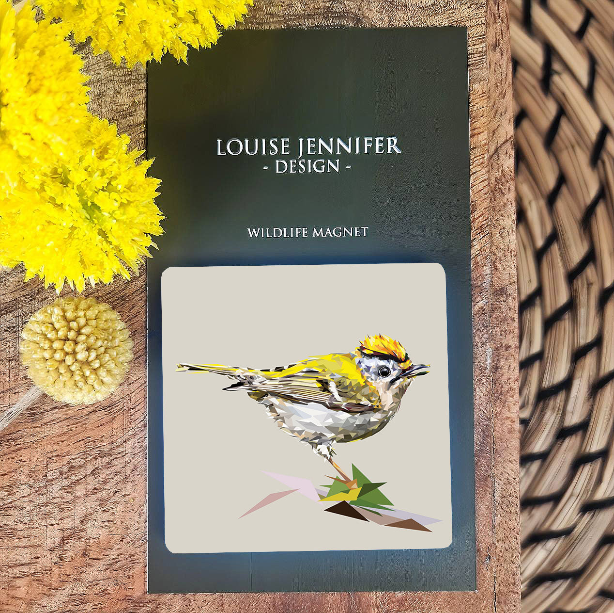 GOLDCREST magnet