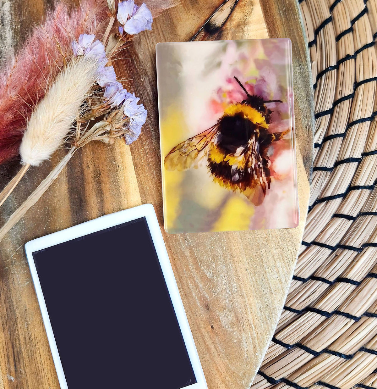 Buff-tailed bumblebee illustration | Ceramic fridge magnet | British gardens