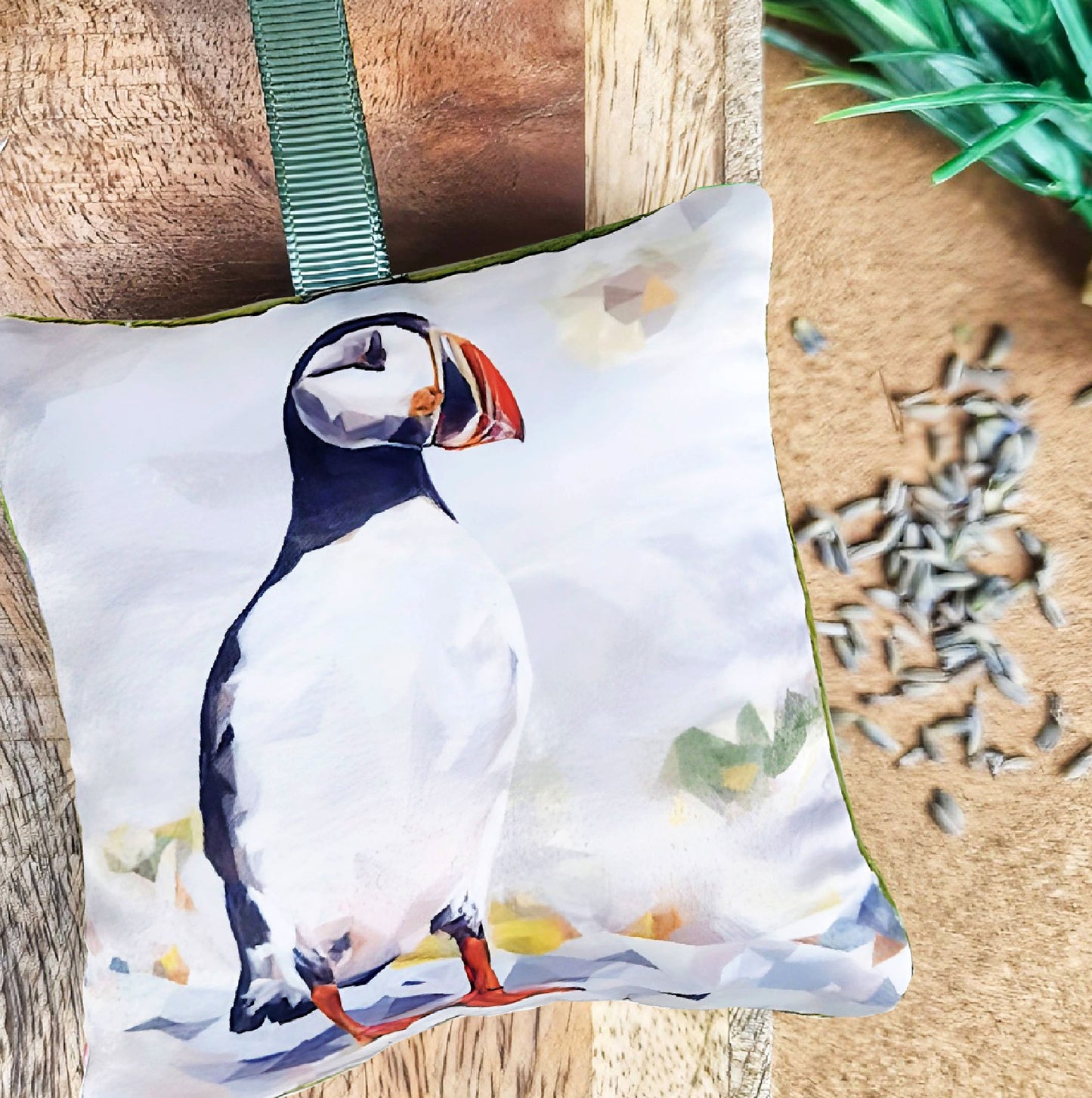 Handmade Atlantic puffin illustration sachet | English dried lavender | Scent