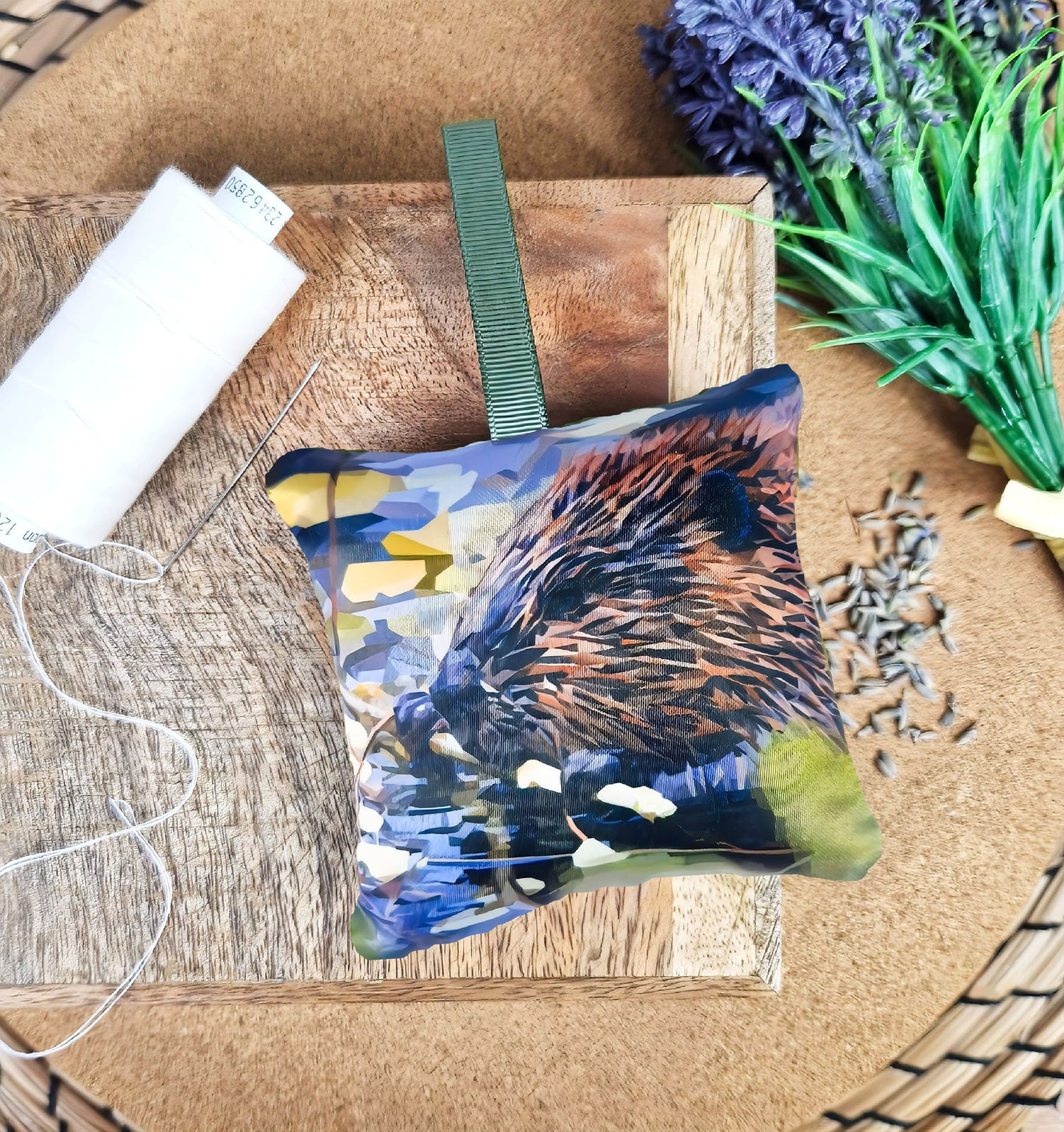 Handmade beaver illustration sachet | English dried lavender | Scottish wildlife