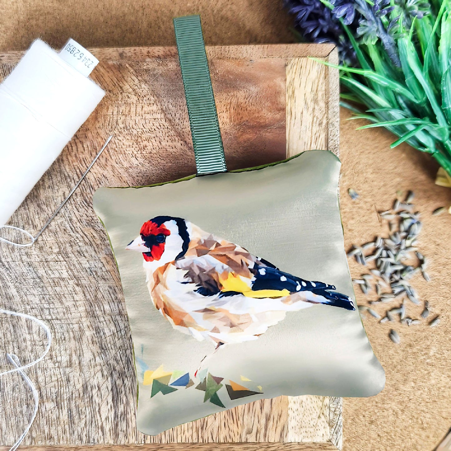 Handmade goldfinch bird illustration sachet | English dried lavender