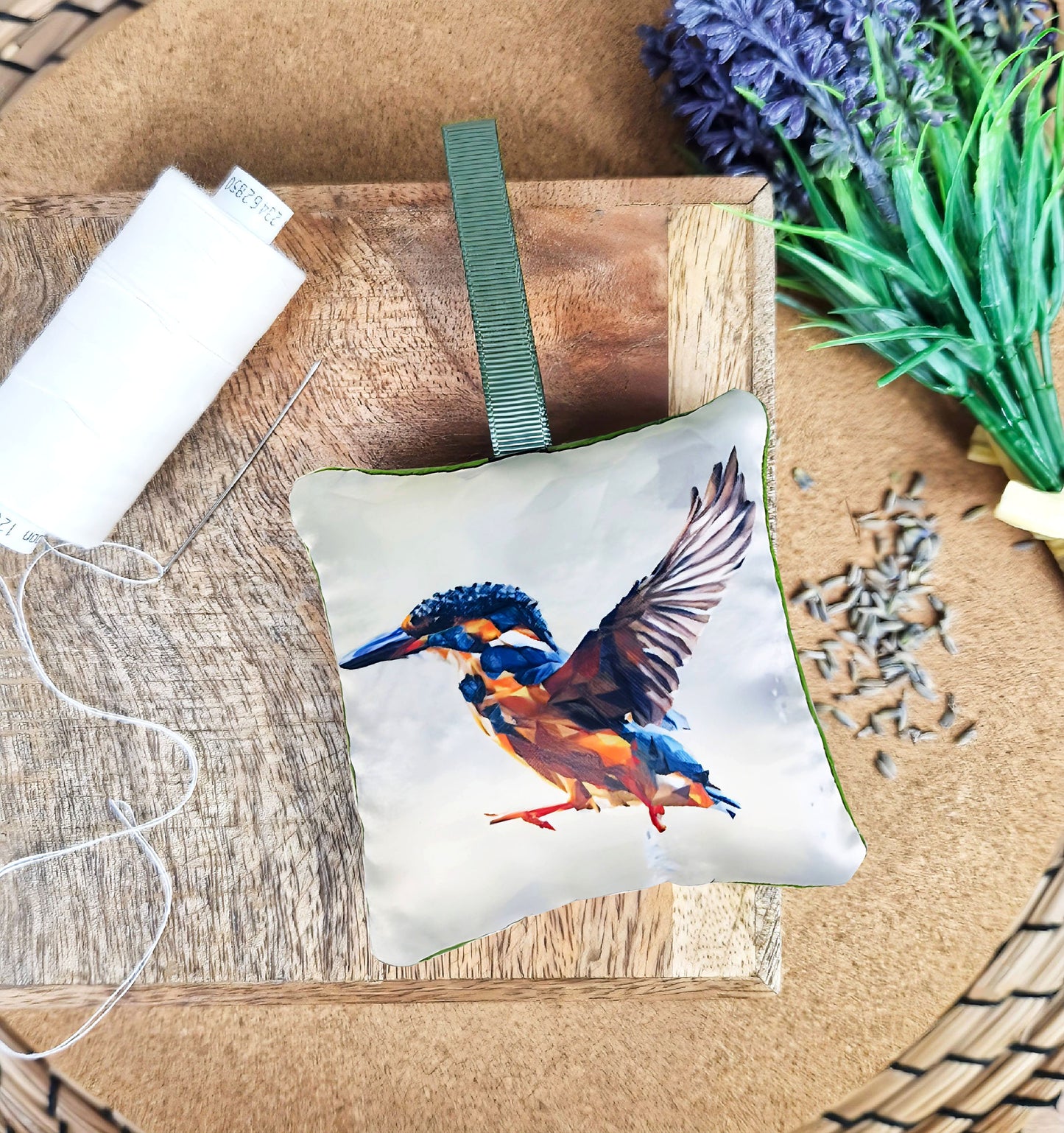 Handmade kingfisher bird illustration sachet | English dried lavender | Scent
