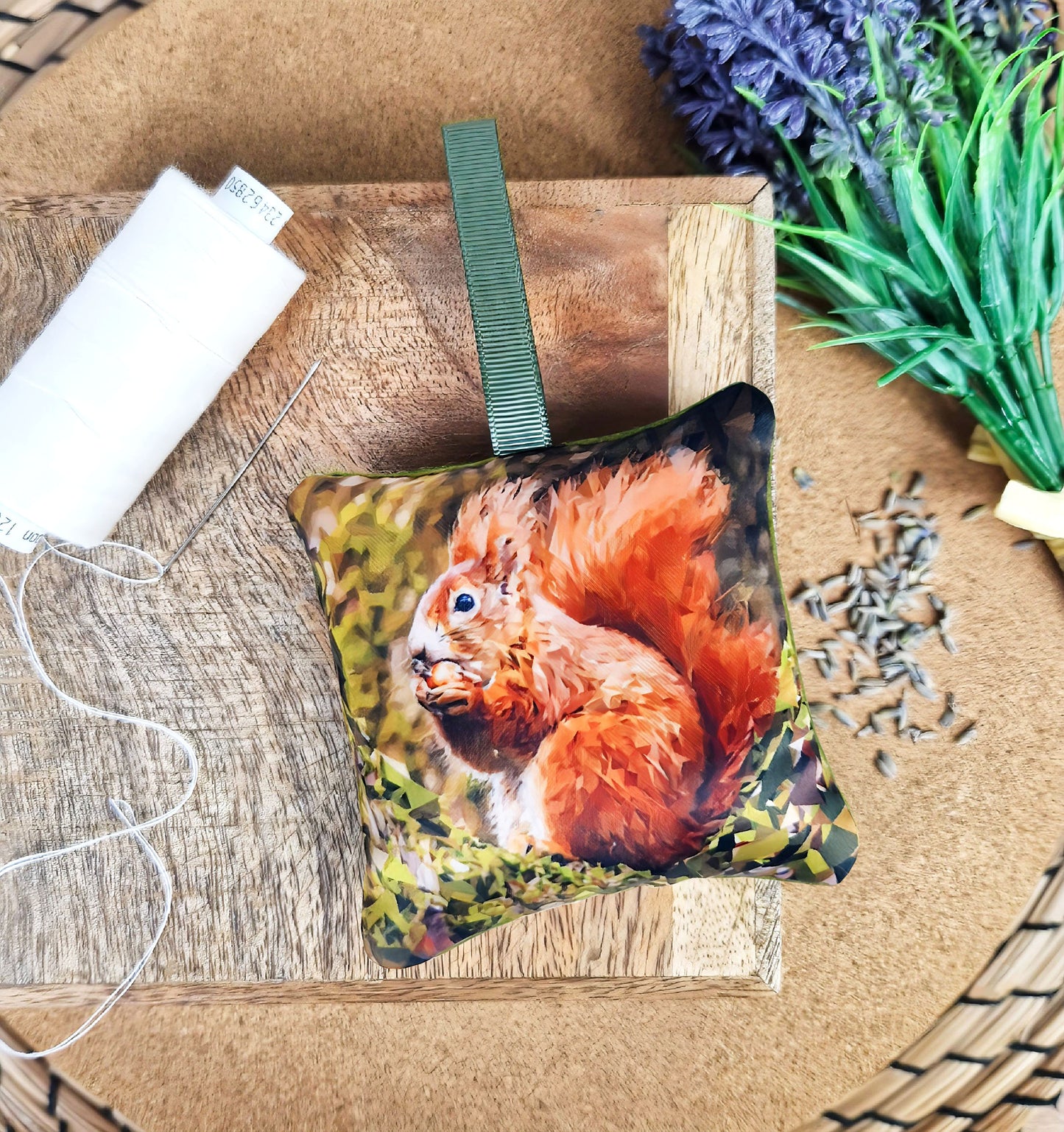 Handmade red squirrel illustration sachet | English dried lavender | British woodlands