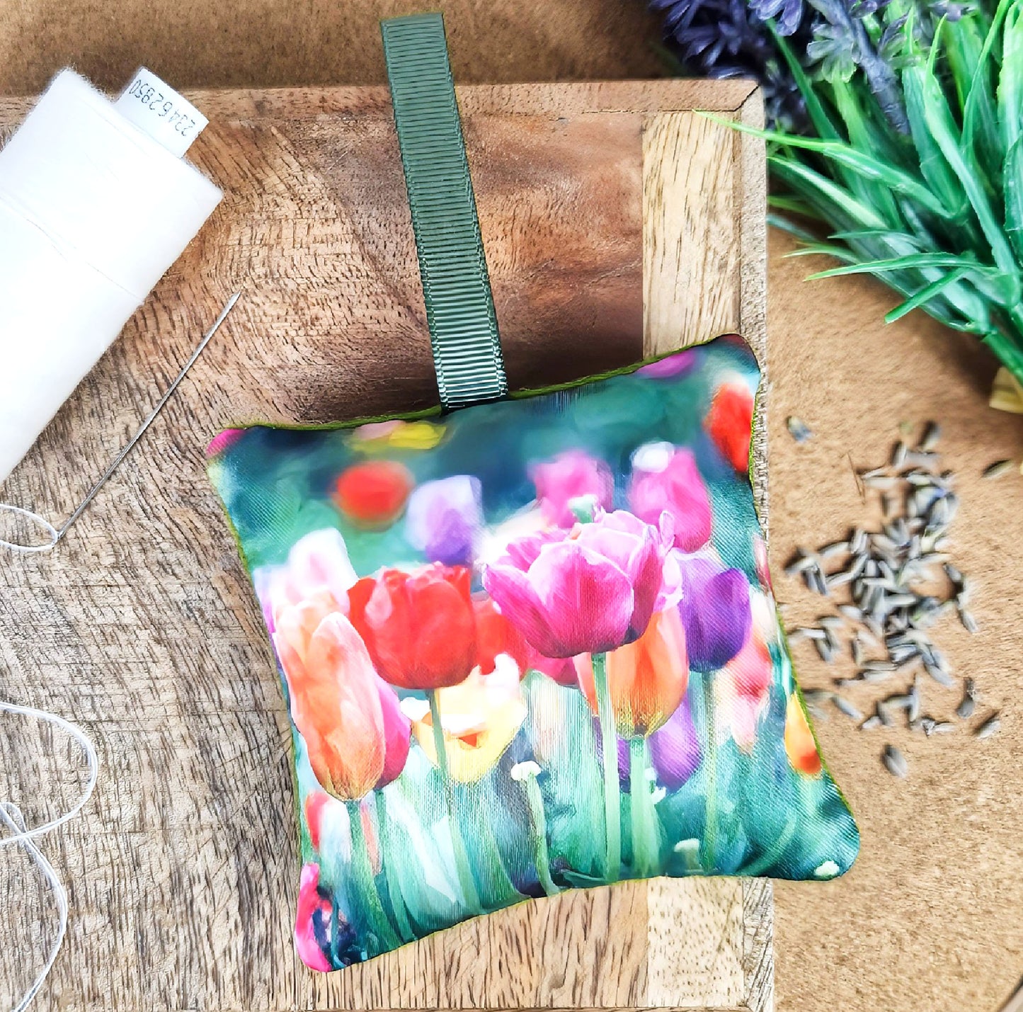 Handmade tulip flower illustration sachet | English dried lavender