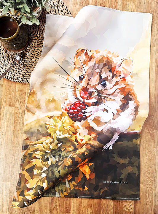 Field mouse tea towel | 100% cotton | British woodlands | Wildlife design