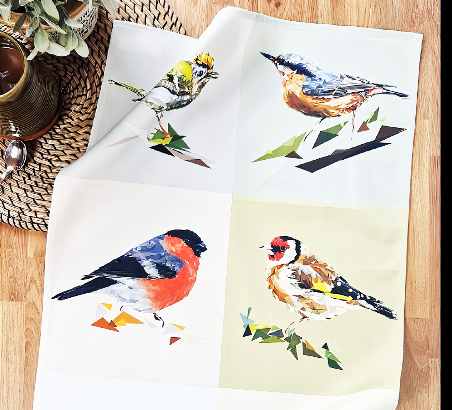 Garden birds tea towel | 100% cotton | British wildlife design