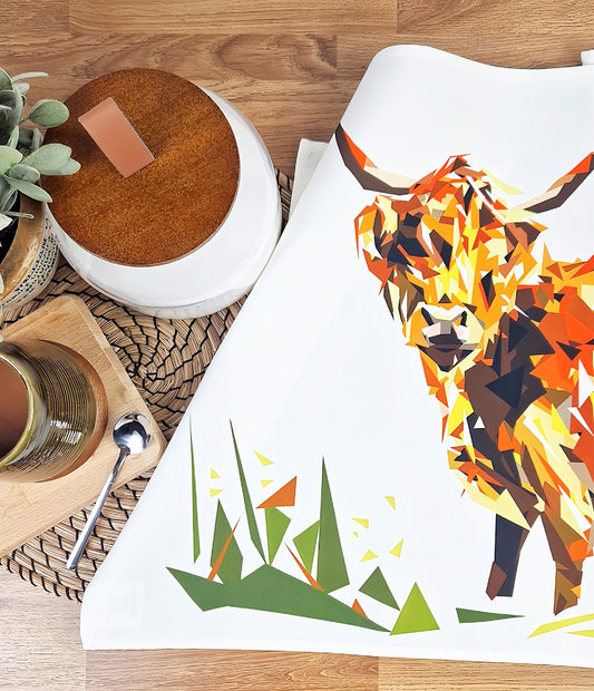 'SALE' Highland cow tea towel | 100% cotton | Scottish wildlife illustration