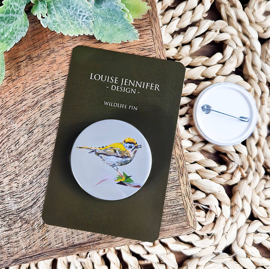 Goldcrest bird illustration | Mini pin badge | Nature pin