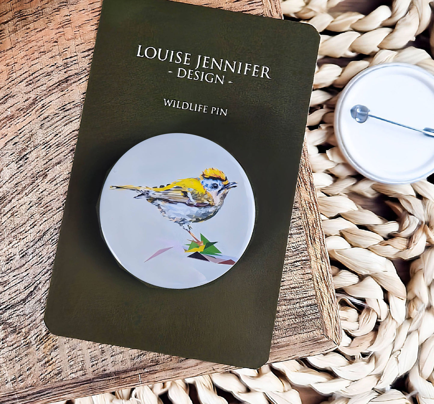 Goldcrest bird illustration | Mini pin badge | Nature pin