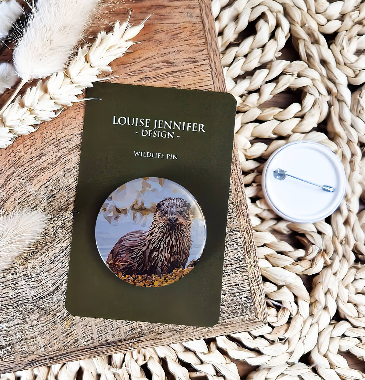 Otter illustration | Mini pin badge | Scottish