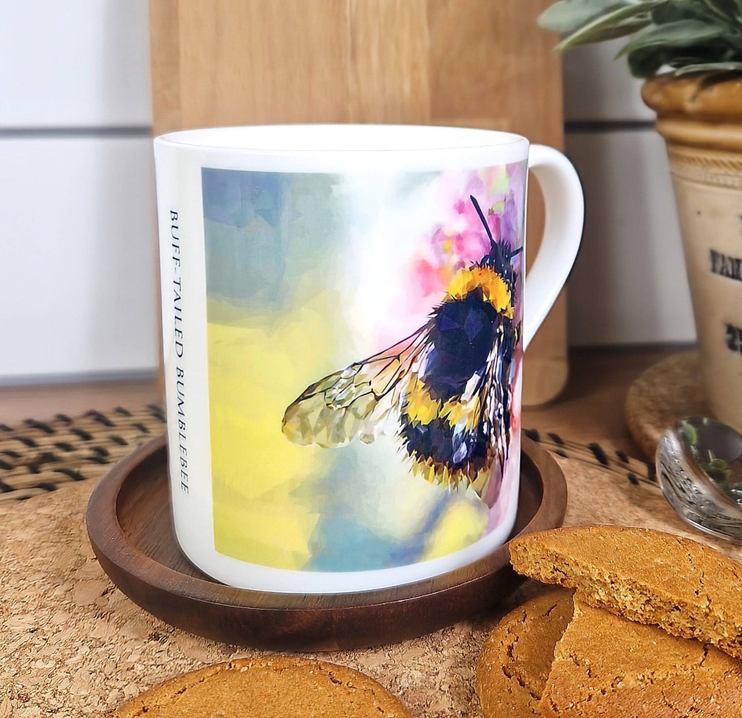 BUFF-TAILED BUMBLEBEE illustrated mug *NEW