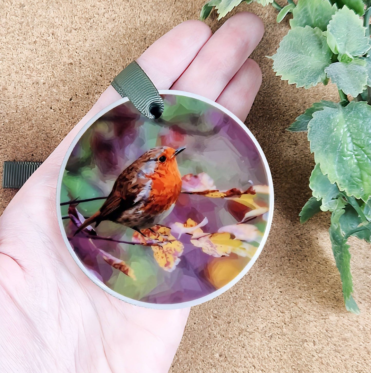 Robin redbreast bird illustration | Hanging ceramic decoration | Garden birds